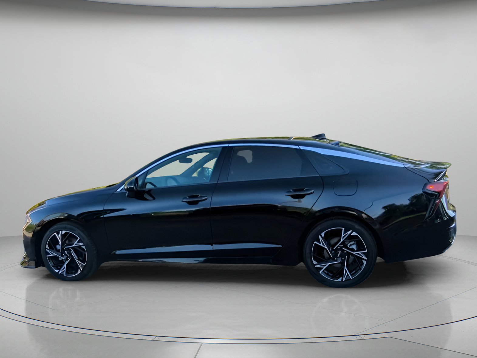 Used 2025 Kia K5 GT-Line w/ GT-Line Premium Package AWD/4WD image 19
