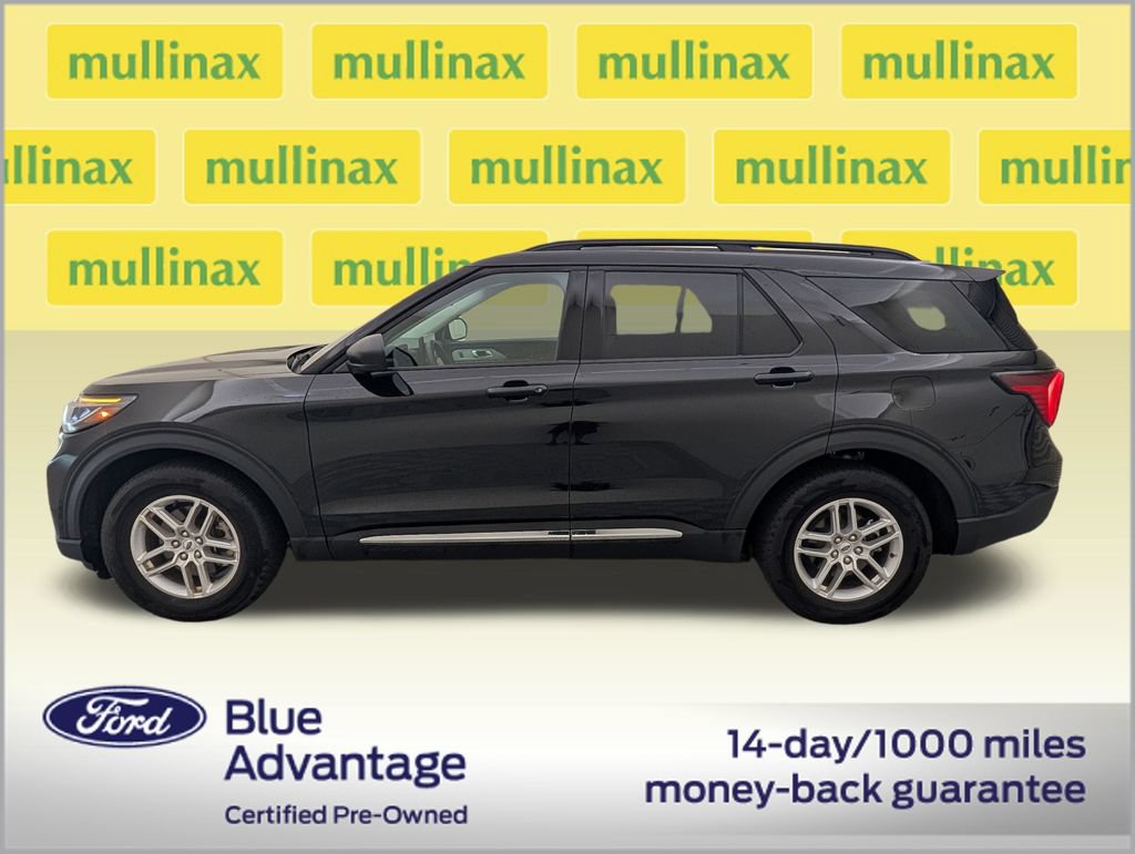 Certified 2025 Ford Explorer Active RWD image 9
