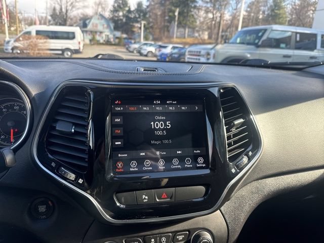 Used 2019 Jeep Cherokee Limited AWD/4WD image 28