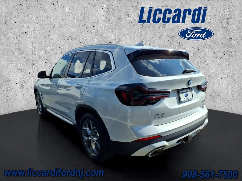 Used 2022 BMW X3 xDrive30i AWD/4WD image 3