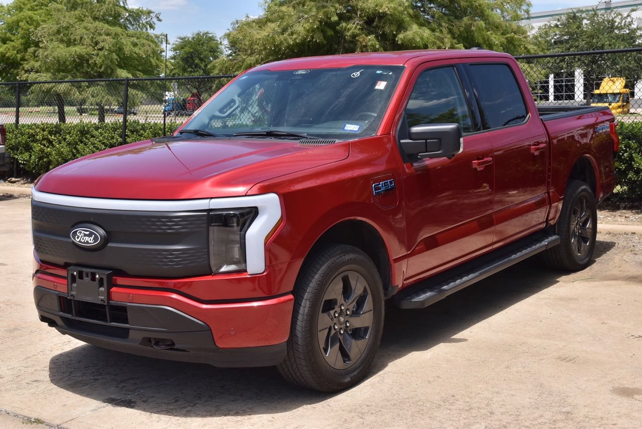 Certified 2025 Ford F150 Lightning Flash AWD/4WD image 2