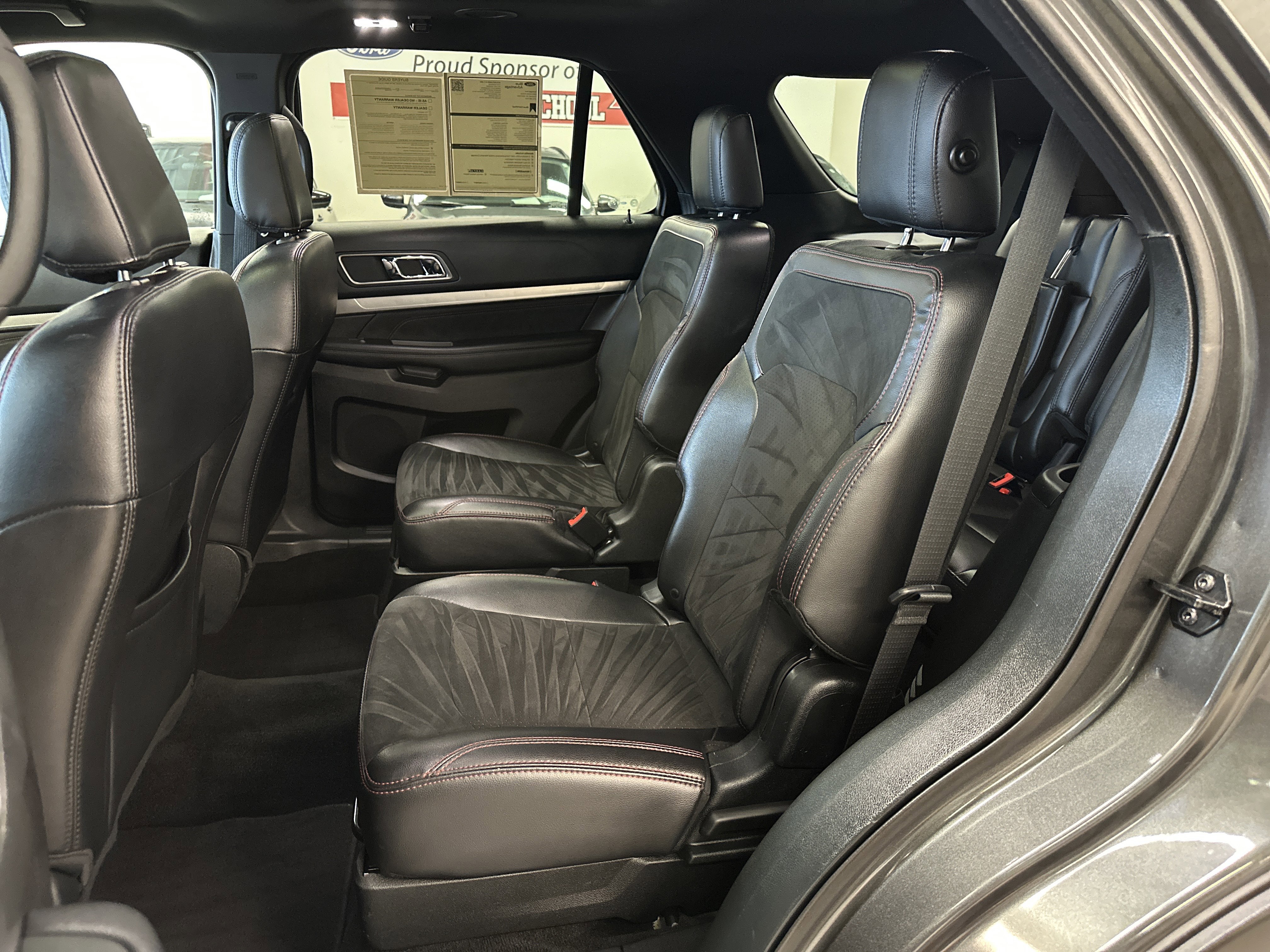 Certified 2019 Ford Explorer XLT w/ Equipment Group 202A image 6