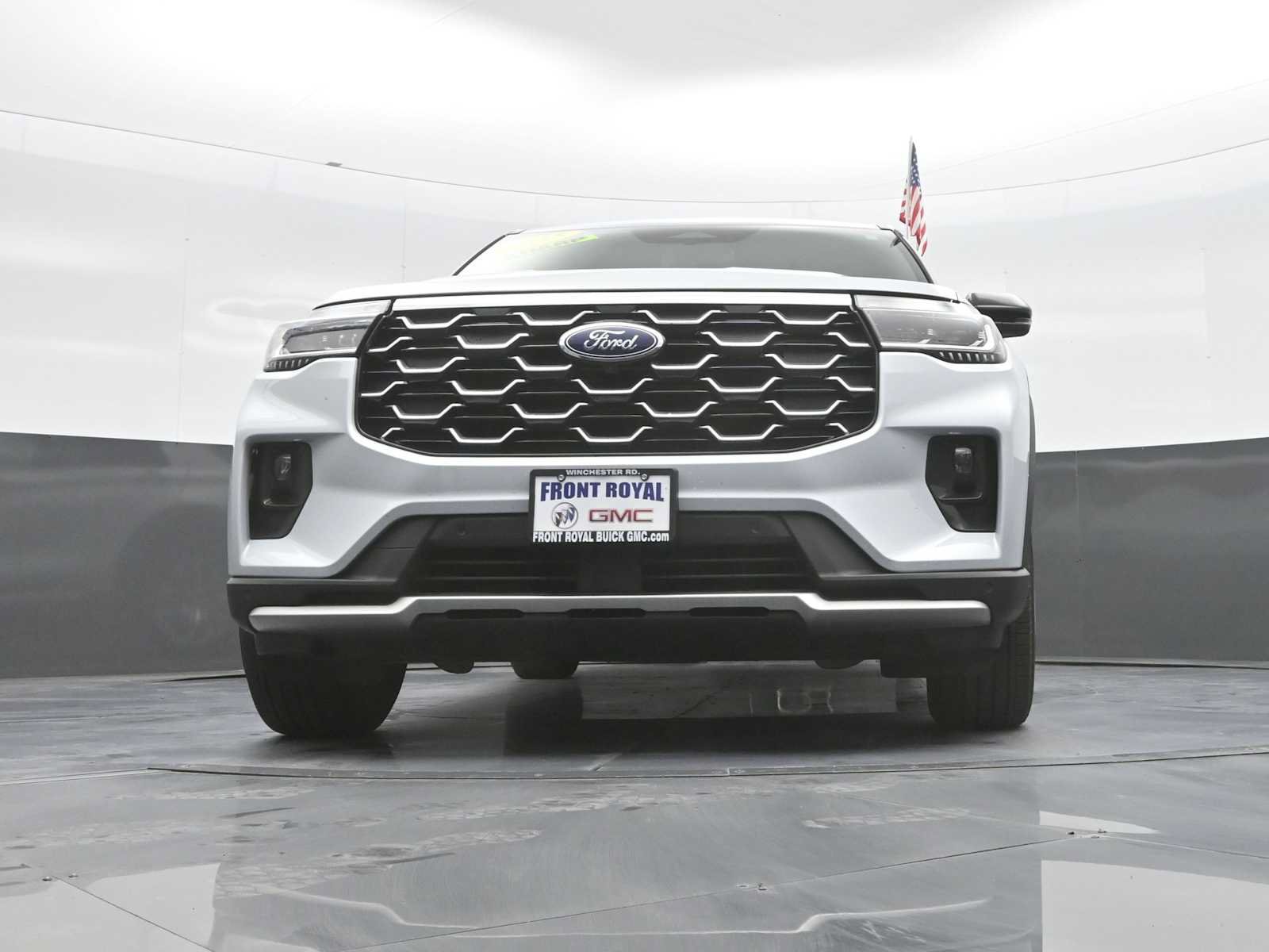 Certified 2025 Ford Explorer Platinum RWD image 42