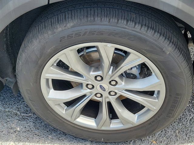 Certified 2023 Ford Explorer XLT w/ Equipment Group 202A RWD image 7