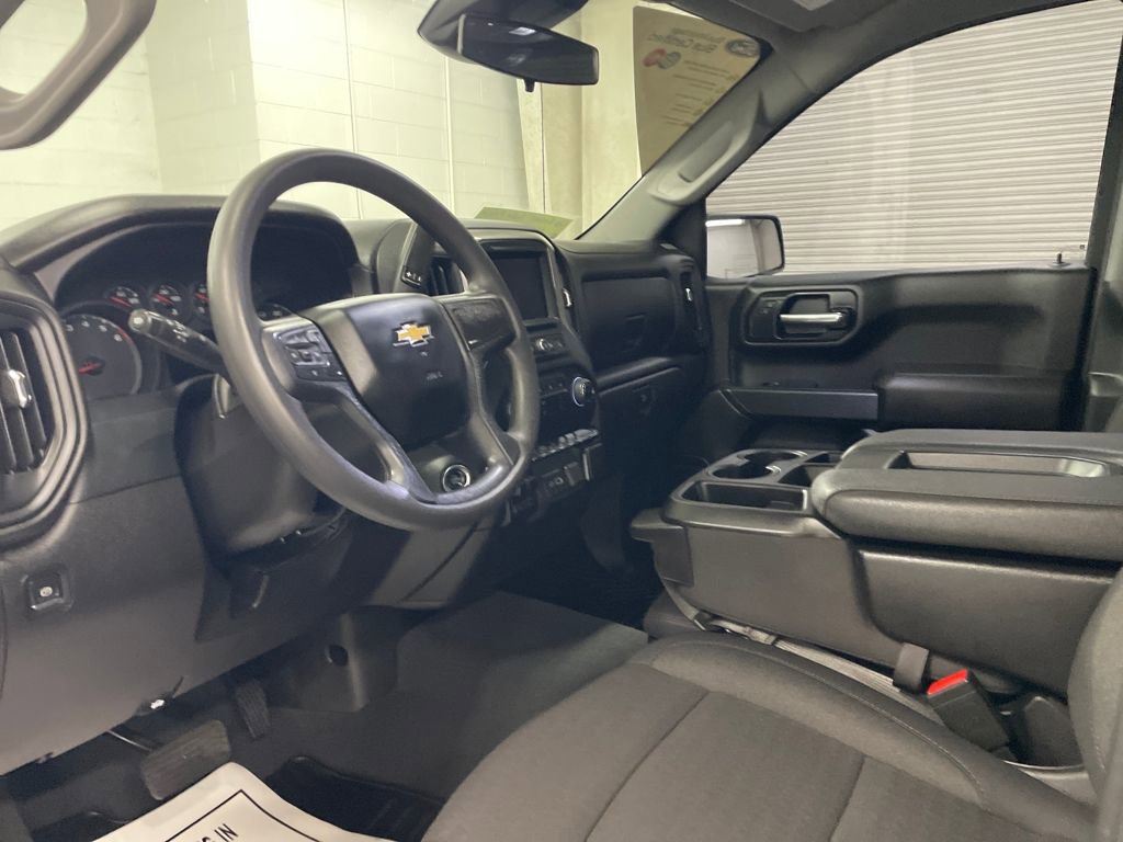 Used 2024 Chevrolet Silverado 1500 Custom image 6