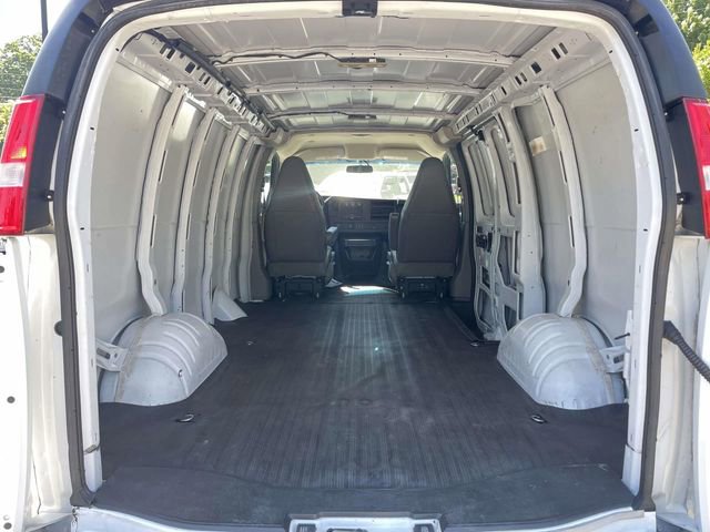 Used 2021 Chevrolet Express 2500 w/ Driver Convenience Package RWD image 12