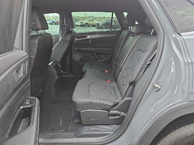 Used 2024 Volkswagen Atlas Cross Sport SE image 37