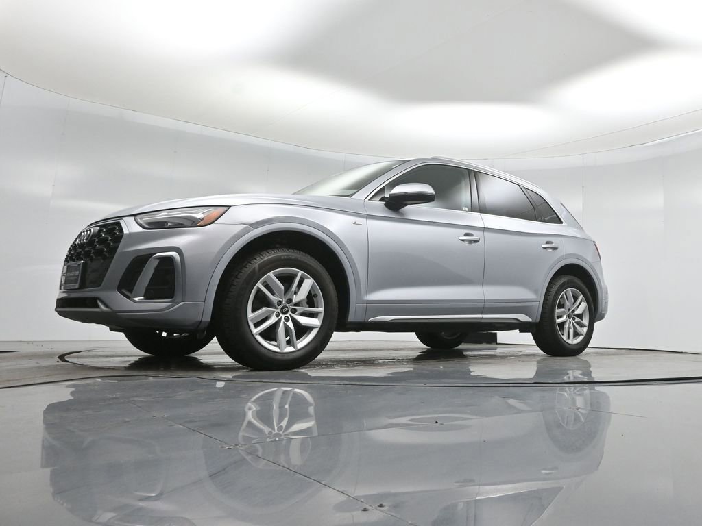 Used 2023 Audi Q5 2.0T Premium w/ Convenience Package image 27