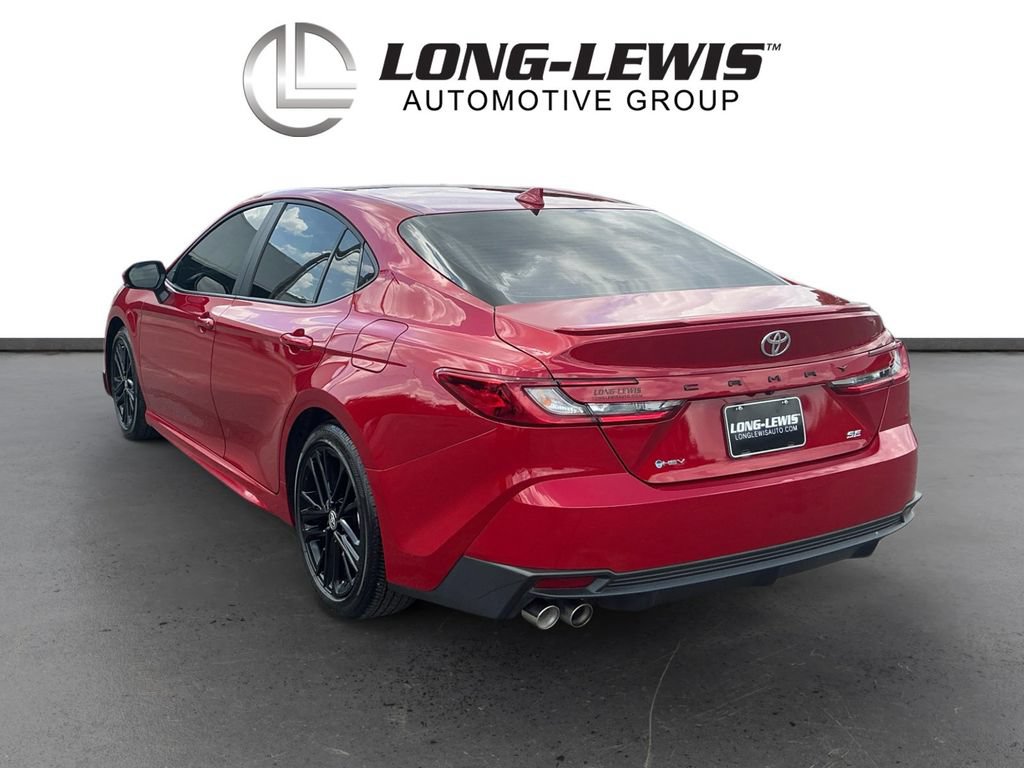 Used 2026 Toyota Camry SE w/ Convenience Package FWD image 4