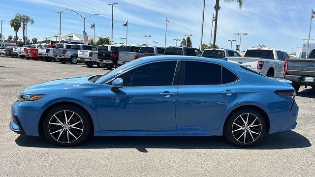 Used 2024 Toyota Camry SE FWD image 7