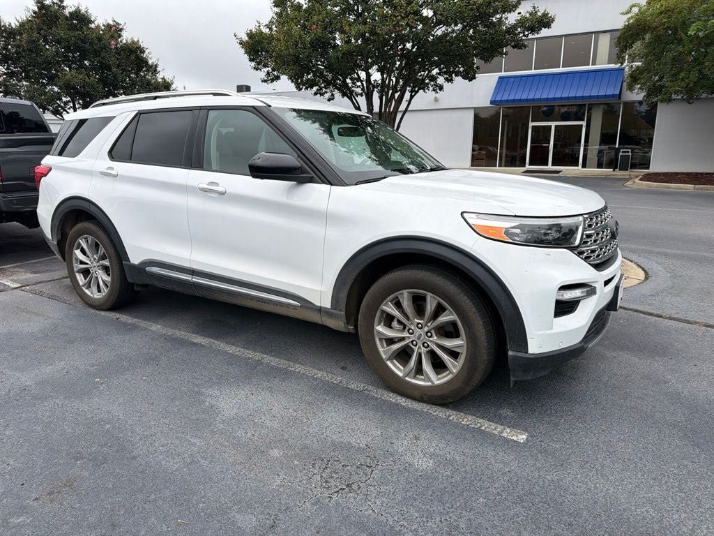 Certified 2023 Ford Explorer Limited AWD/4WD image 10