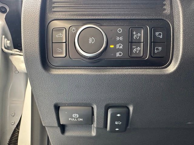 Certified 2025 Ford F450 Platinum AWD/4WD image 32