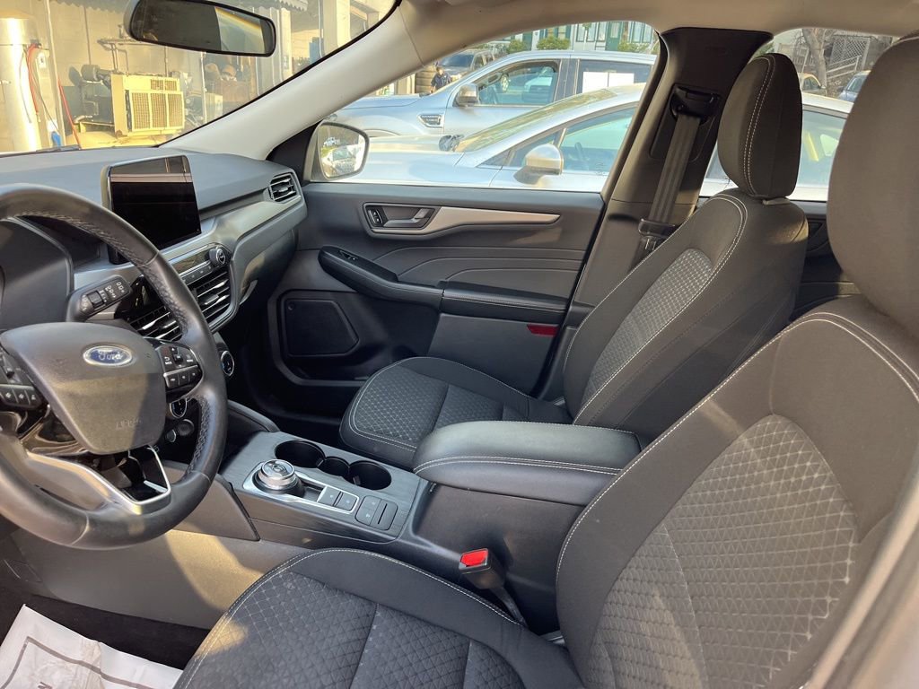 Certified 2023 Ford Escape Active w/ Cold Weather Package image 8