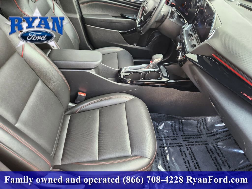 Used 2025 Chevrolet Trax RS w/ Driver Confidence Package image 10