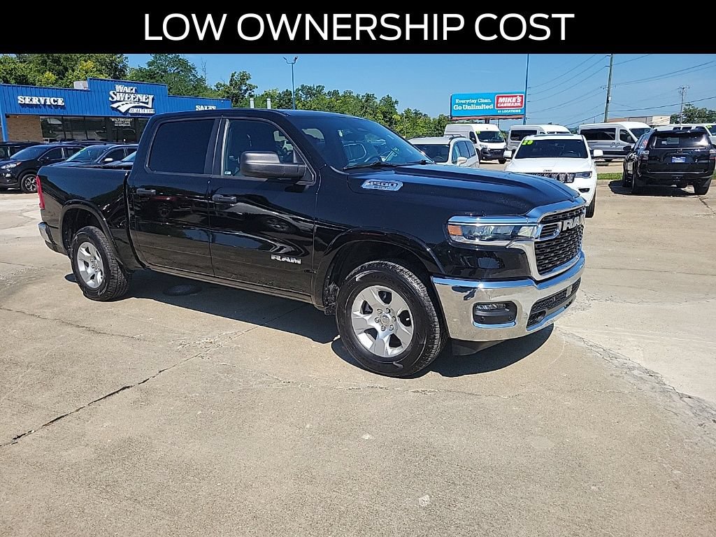 Used 2025 RAM 1500 Big Horn AWD/4WD image 31