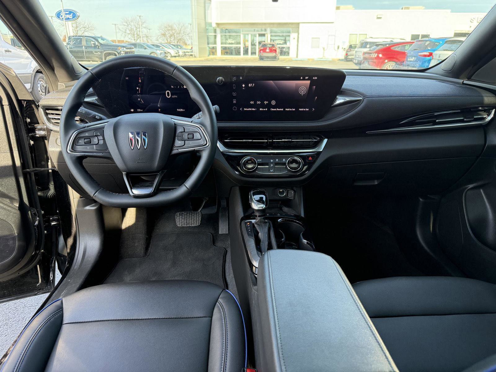 Used 2025 Buick Envista Sport Touring w/ Experience Buick Package image 13