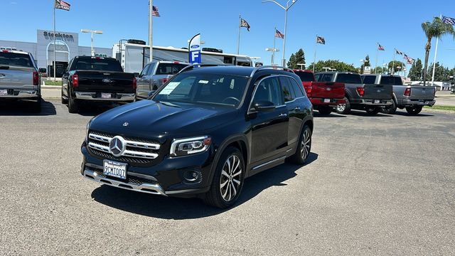Used 2022 Mercedes-Benz GLB 250 w/ Premium Package Lite image 8