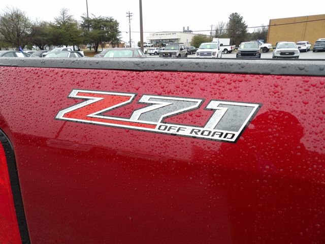 Used 2017 Chevrolet Colorado Z71 image 11