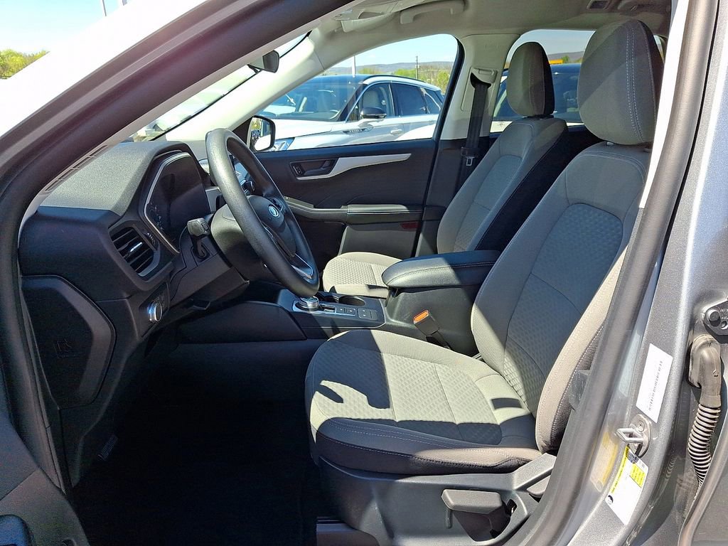 Certified 2022 Ford Escape SE AWD/4WD image 12