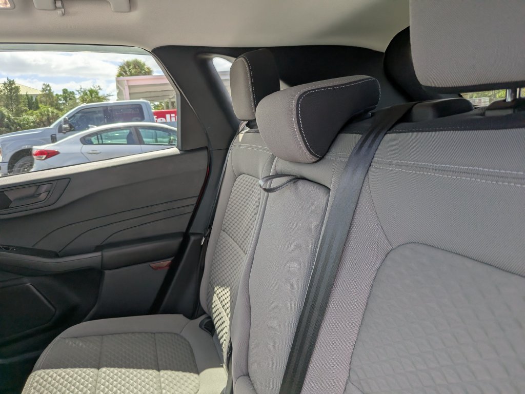 Certified 2022 Ford Escape SE w/ SE Sport Appearance Package FWD image 21