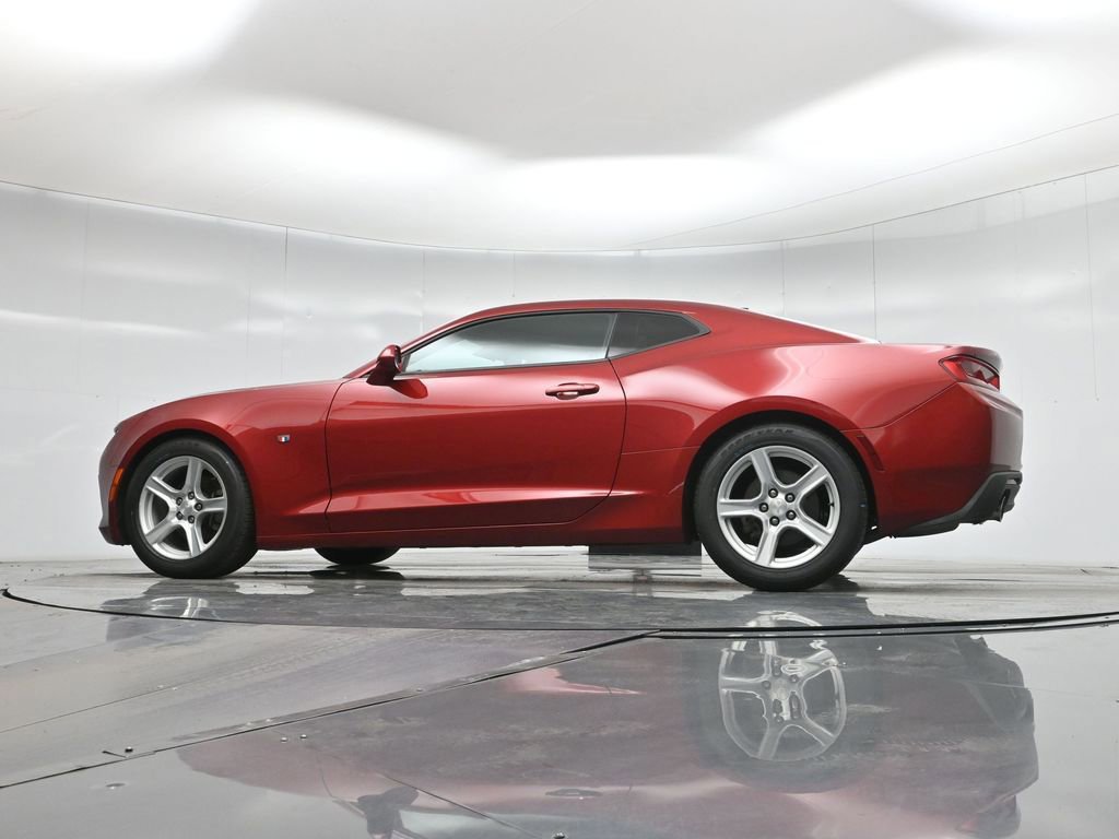 Used 2017 Chevrolet Camaro LT image 24