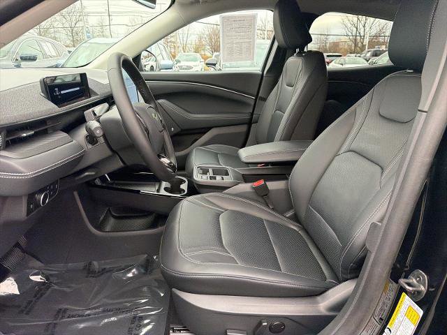 Certified 2025 Ford Mustang Mach-E Premium image 16