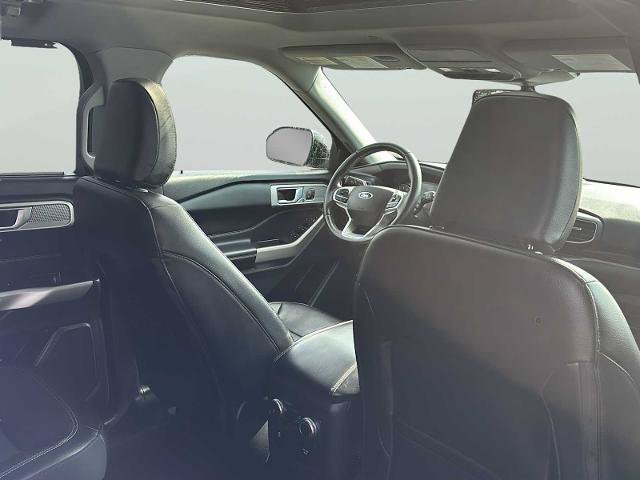 Certified 2023 Ford Explorer Limited AWD/4WD image 32