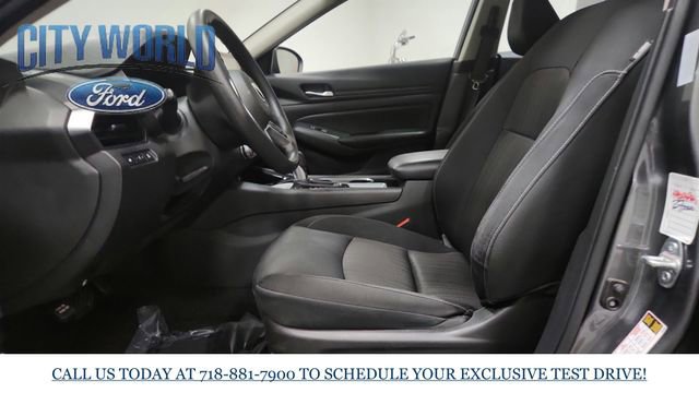 Used 2024 Nissan Altima 2.5 SV image 6