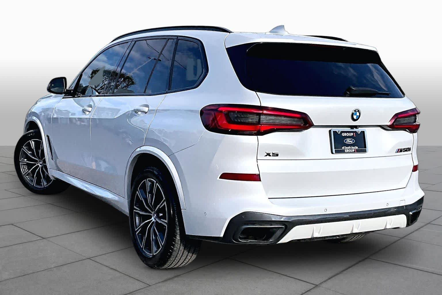 Used 2020 BMW X5 M50i w/ Premium Package AWD/4WD image 6
