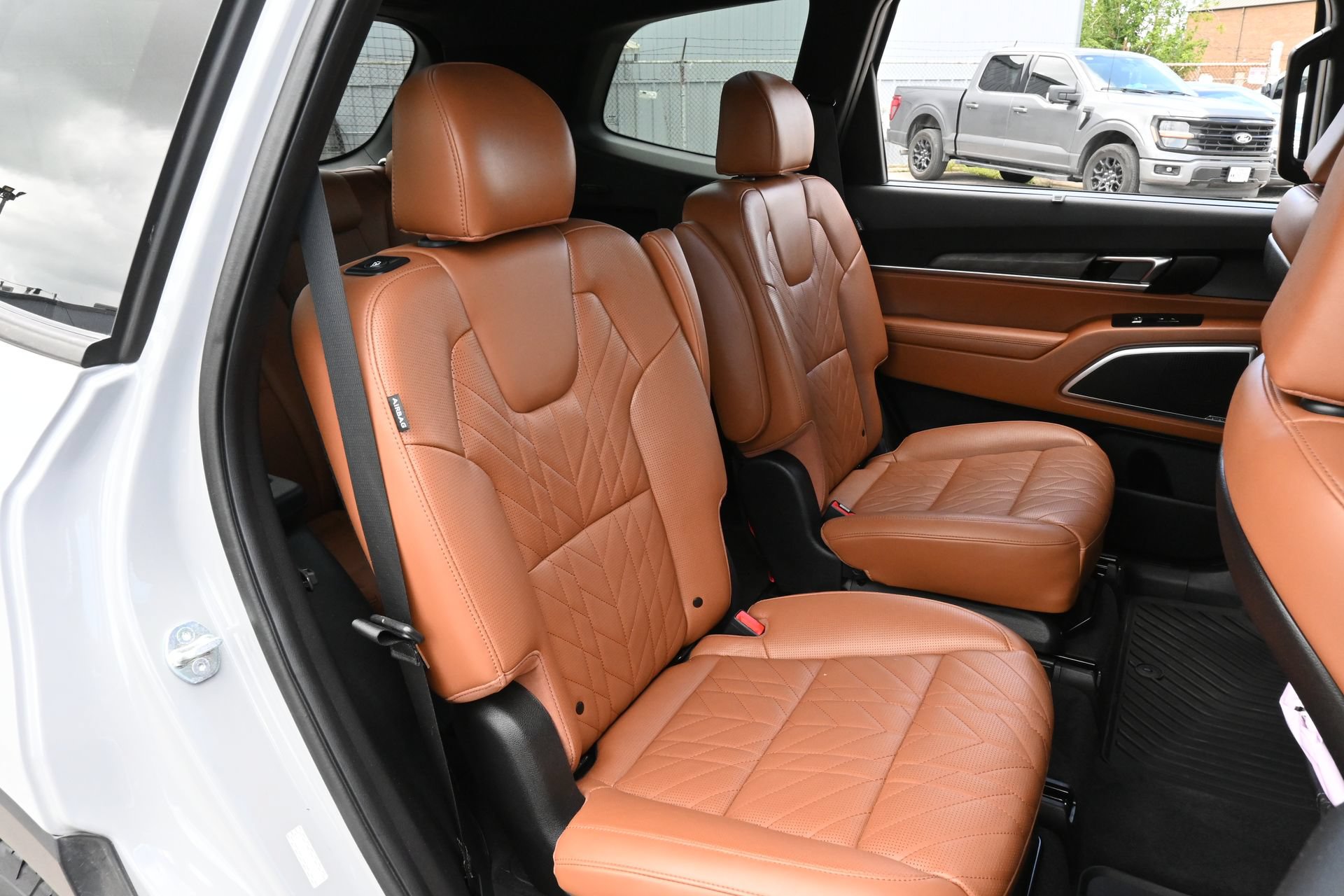 Used 2023 Kia Telluride SX Prestige X-Pro AWD/4WD image 21