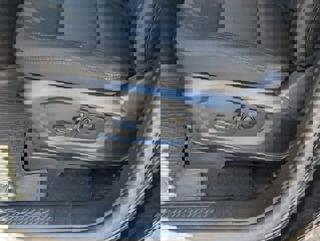 Certified 2024 Ford Explorer XLT image 21