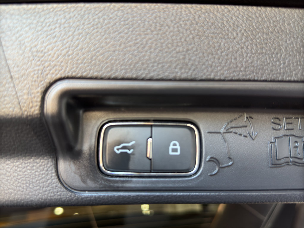 Certified 2025 Ford Explorer ST AWD/4WD image 22