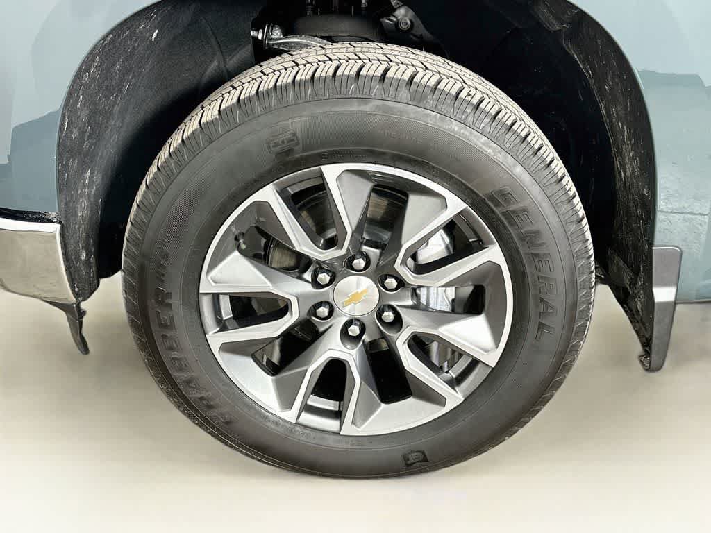 Used 2025 Chevrolet Silverado 1500 LT RWD image 8