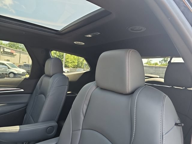 Used 2023 Buick Enclave Essence w/ Experience Buick Package FWD image 15