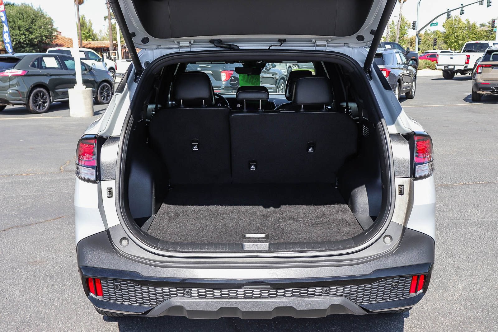 Used 2025 Kia Sportage X-Line w/ Premium Package AWD/4WD image 27