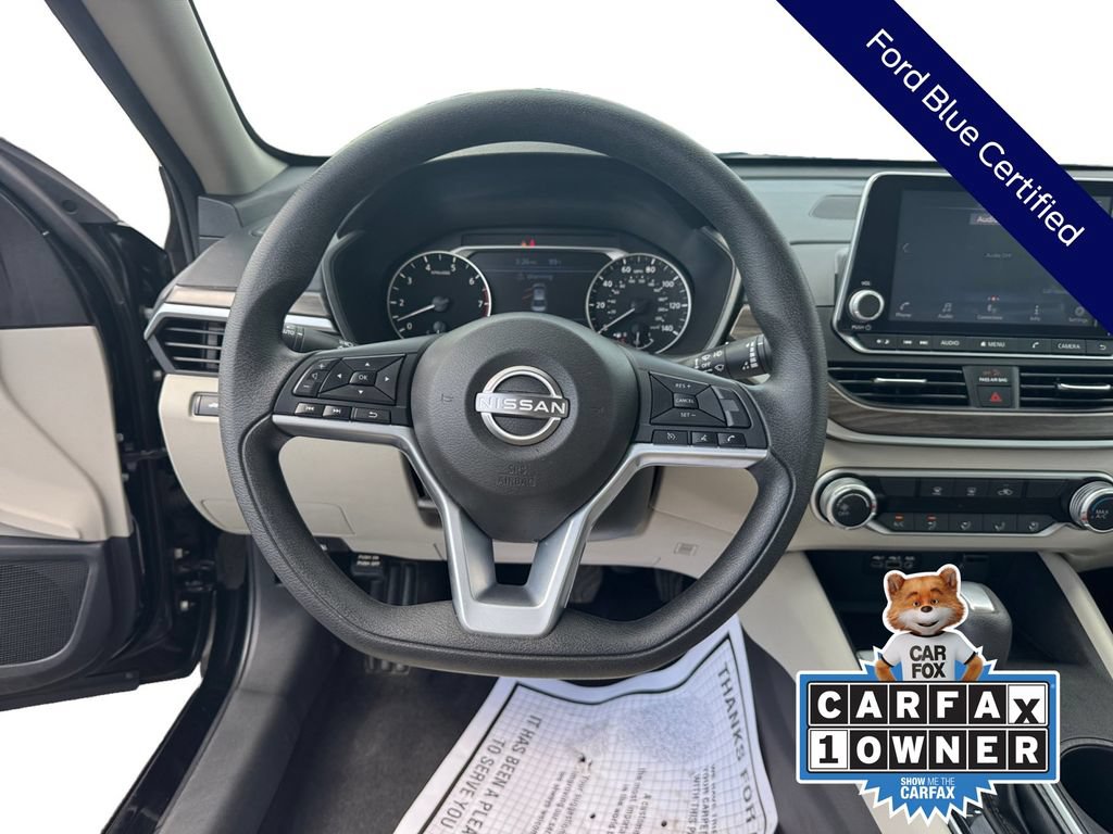 Used 2025 Nissan Altima 2.5 SV FWD image 16