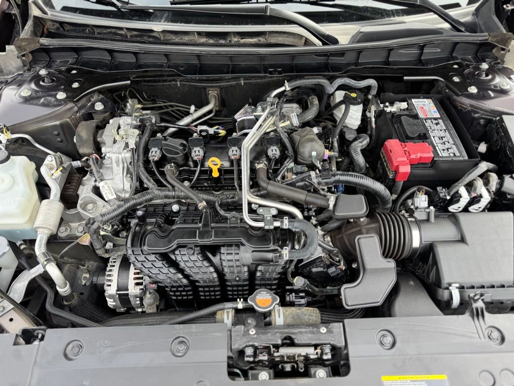 Used 2025 Nissan Altima 2.5 SV FWD image 42