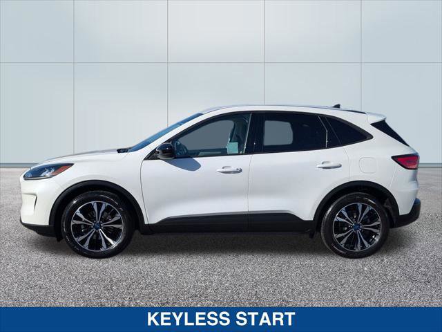 Certified 2022 Ford Escape SE w/ SE Sport Appearance Package image 6