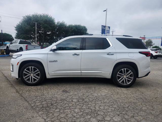 Used 2023 Chevrolet Traverse High Country FWD image 3
