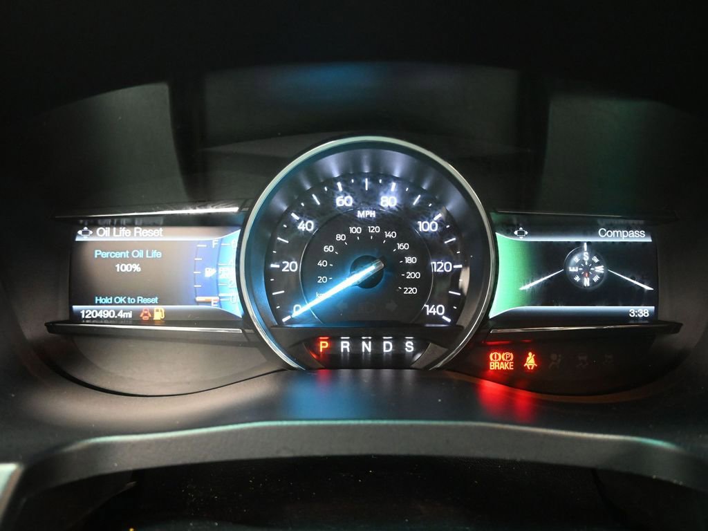 Certified 2017 Ford Explorer XLT w/ Equipment Group 202A image 14