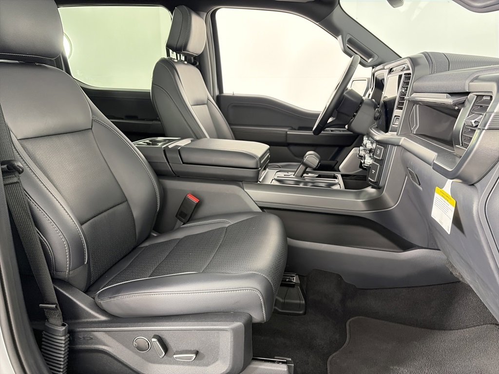 Certified 2025 Ford F150 Lariat w/ Equipment Group 502A High image 33