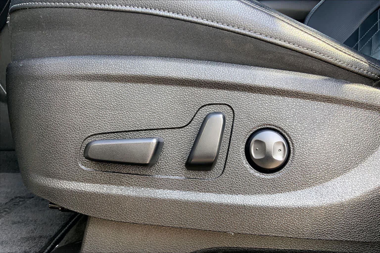 Used 2024 Kia Telluride EX X-Line AWD/4WD image 35