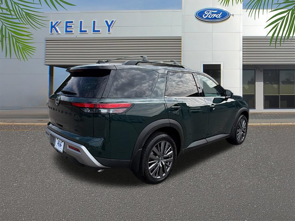 Used 2023 Nissan Pathfinder SL w/ SL Premium Package FWD image 5