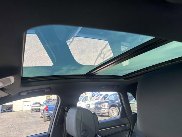 Used 2023 Audi Q3 2.0T Premium image 29