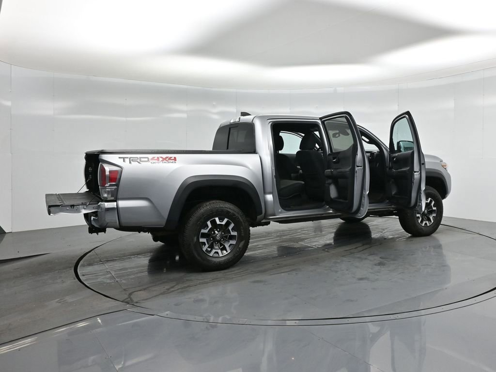 Used 2020 Toyota Tacoma TRD Off-Road image 34