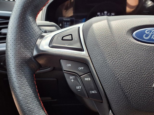 Certified 2024 Ford Edge ST-Line AWD/4WD image 17