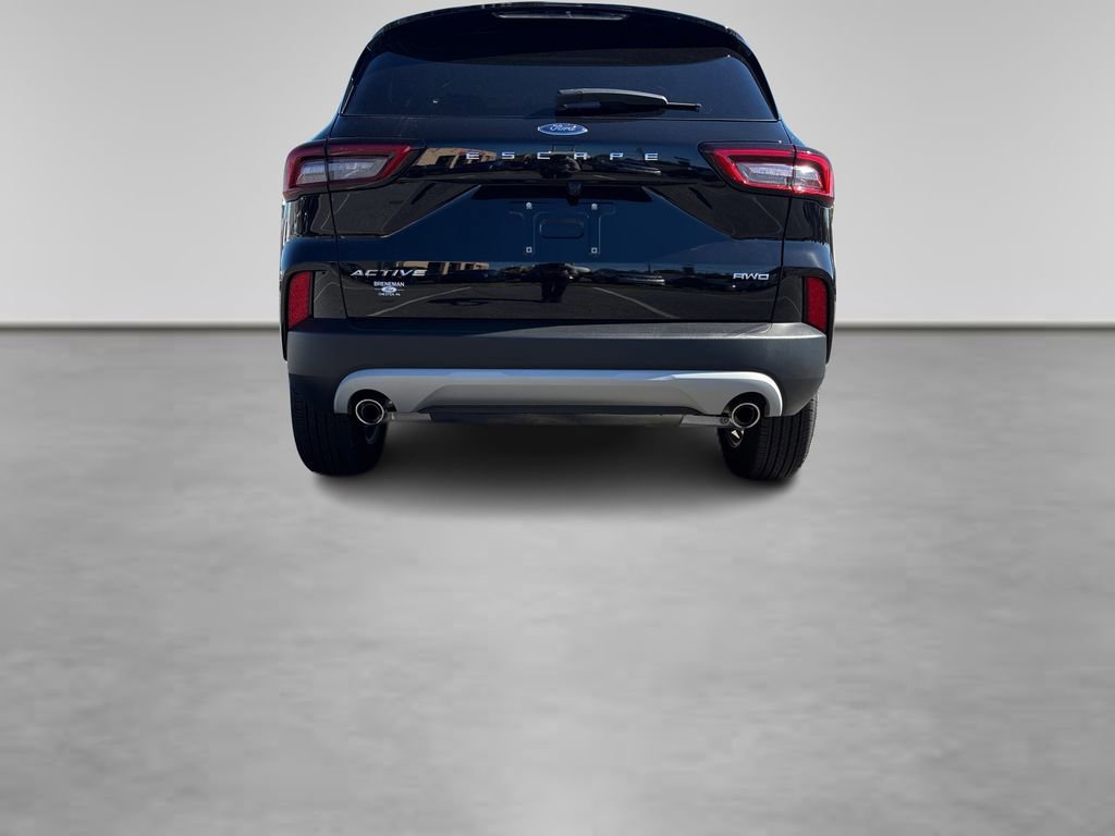 Certified 2025 Ford Escape Active w/ Cold Weather Package image 5