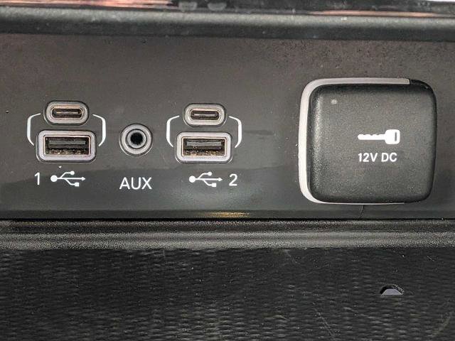 Used 2023 Jeep Grand Cherokee Altitude image 30