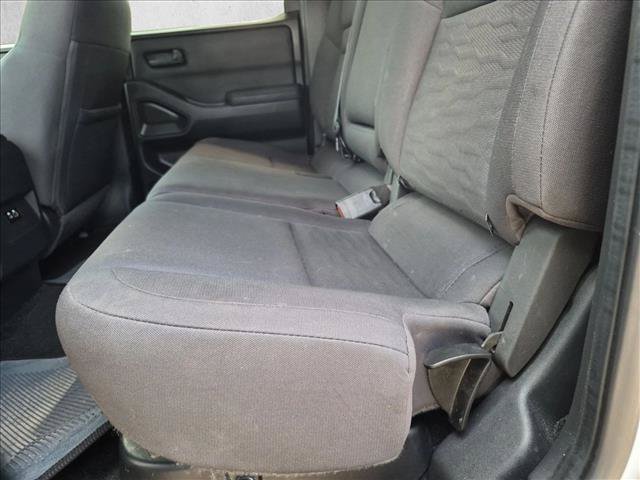 Used 2022 Nissan Frontier S w/ Technology Package RWD image 16