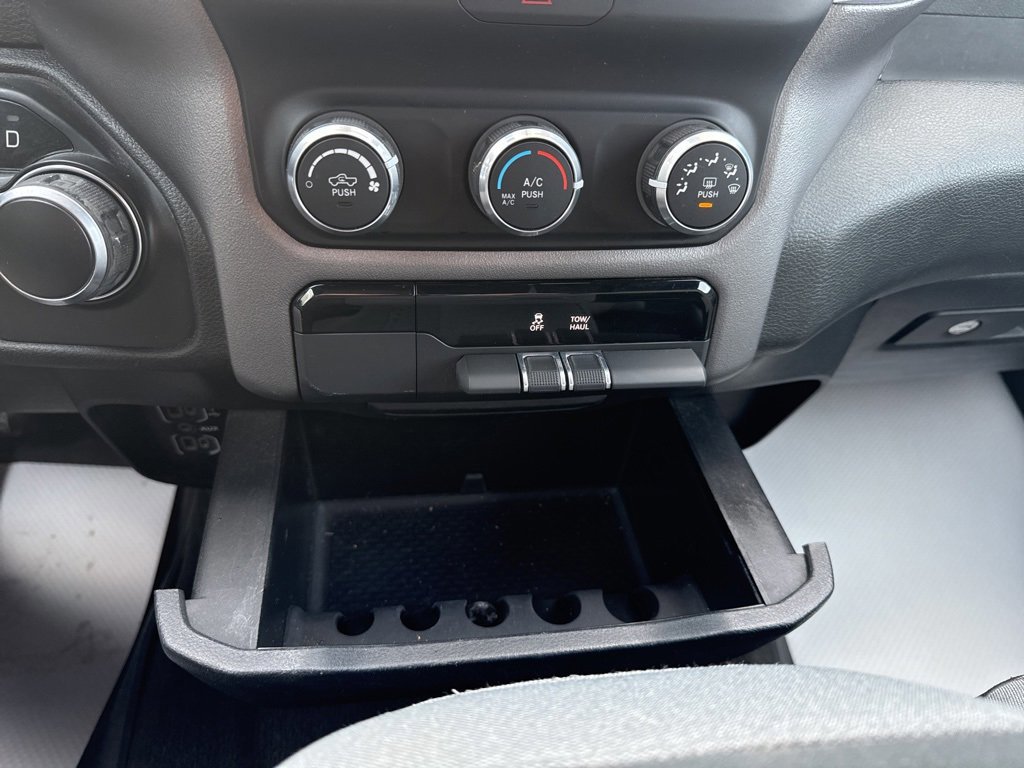 Used 2021 RAM 1500 Big Horn image 21